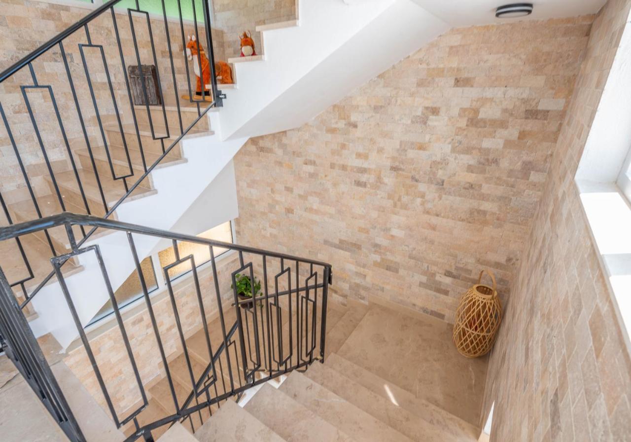 Twins Apartments Ulcinj Bagian luar foto