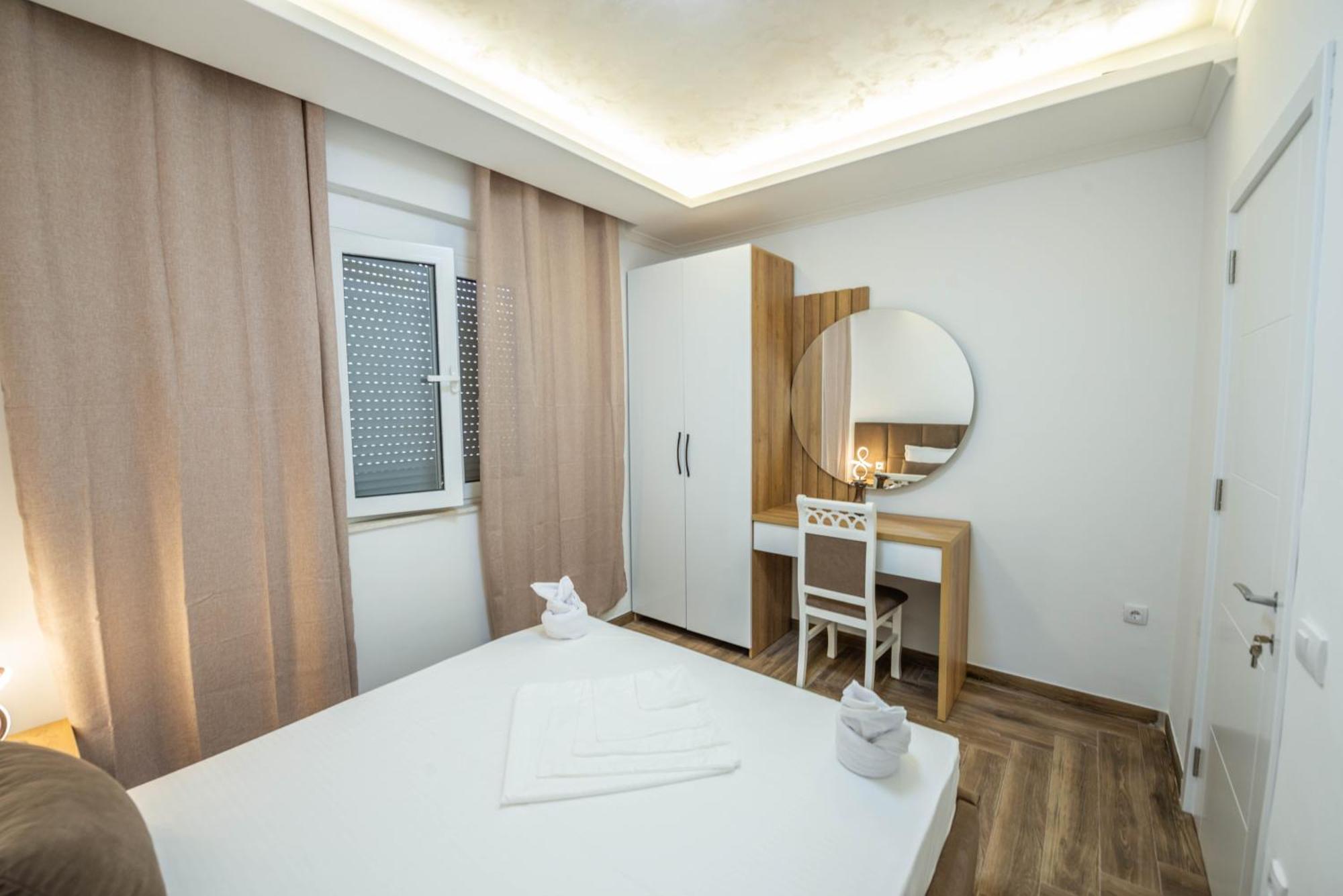 Twins Apartments Ulcinj Bagian luar foto